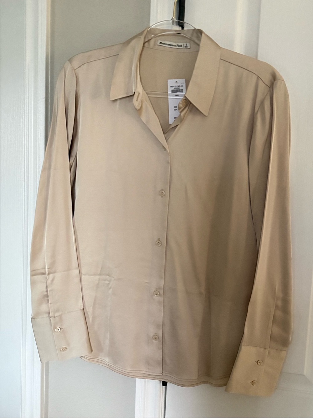 Abercrombie beige button up blouse